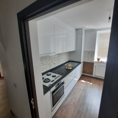 Bucatarie  moderna dreapta  A-130